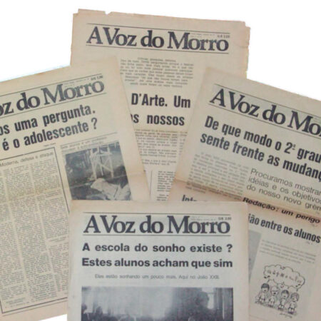 Alunos lançam a 1ª edição do jornal "A Voz do Morro"